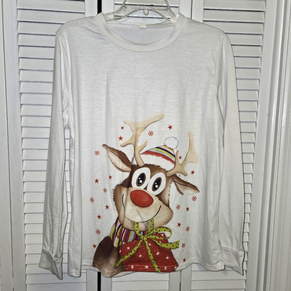 Women's L Long Sleeve Reindeer Top Festive Holiday